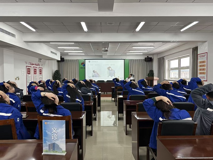 1.jpg 1.jpg